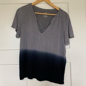 American Eagle | short sleeve striped/ombré t shirt | large | women’s | blue